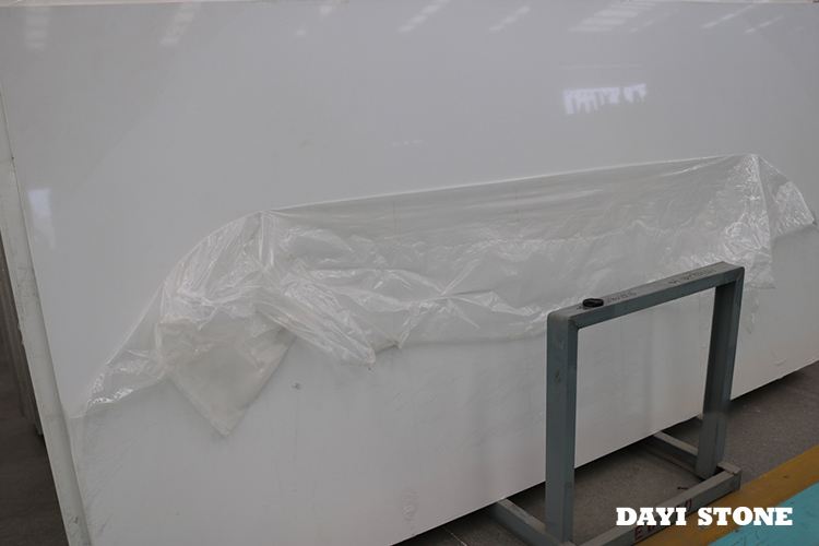 Pure White Color Quartz 9001 - Dayi Stone